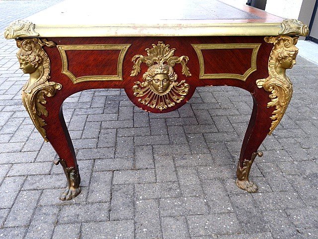 A palatial Regence style desk