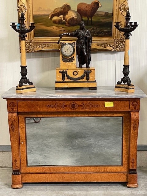 Charles X dresser in maple wood