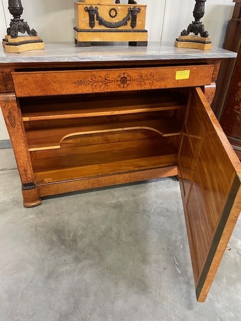 Charles X dresser in maple wood