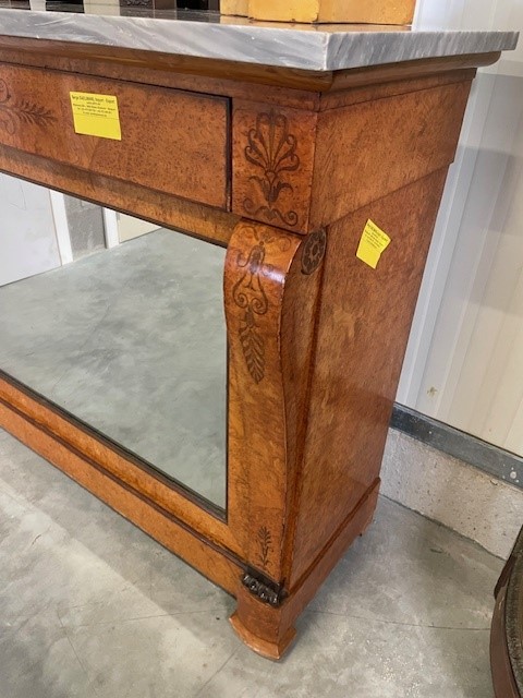 Charles X dresser in maple wood