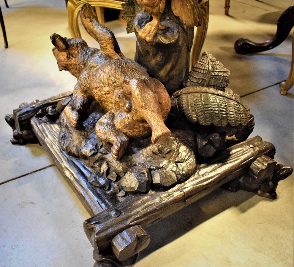 Console Table Carved and Polychromed Wood Shell shaped Top Uwith Eagle Attacking Bear and Ferns Austria or Italy 19th Century