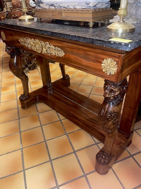 Empire console