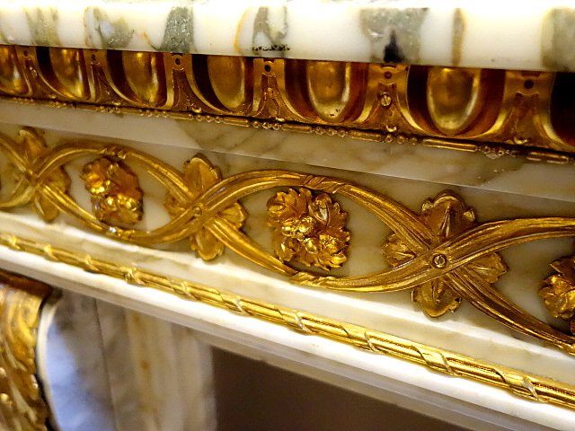 Fire Mantle Marble and Gilt Bronze Ornaments Louis XVI style France 