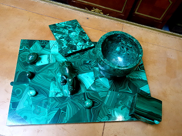 Malachite desk set