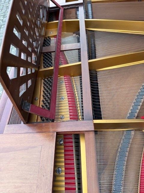 Piano à queue by Pleyel & Dumontier 